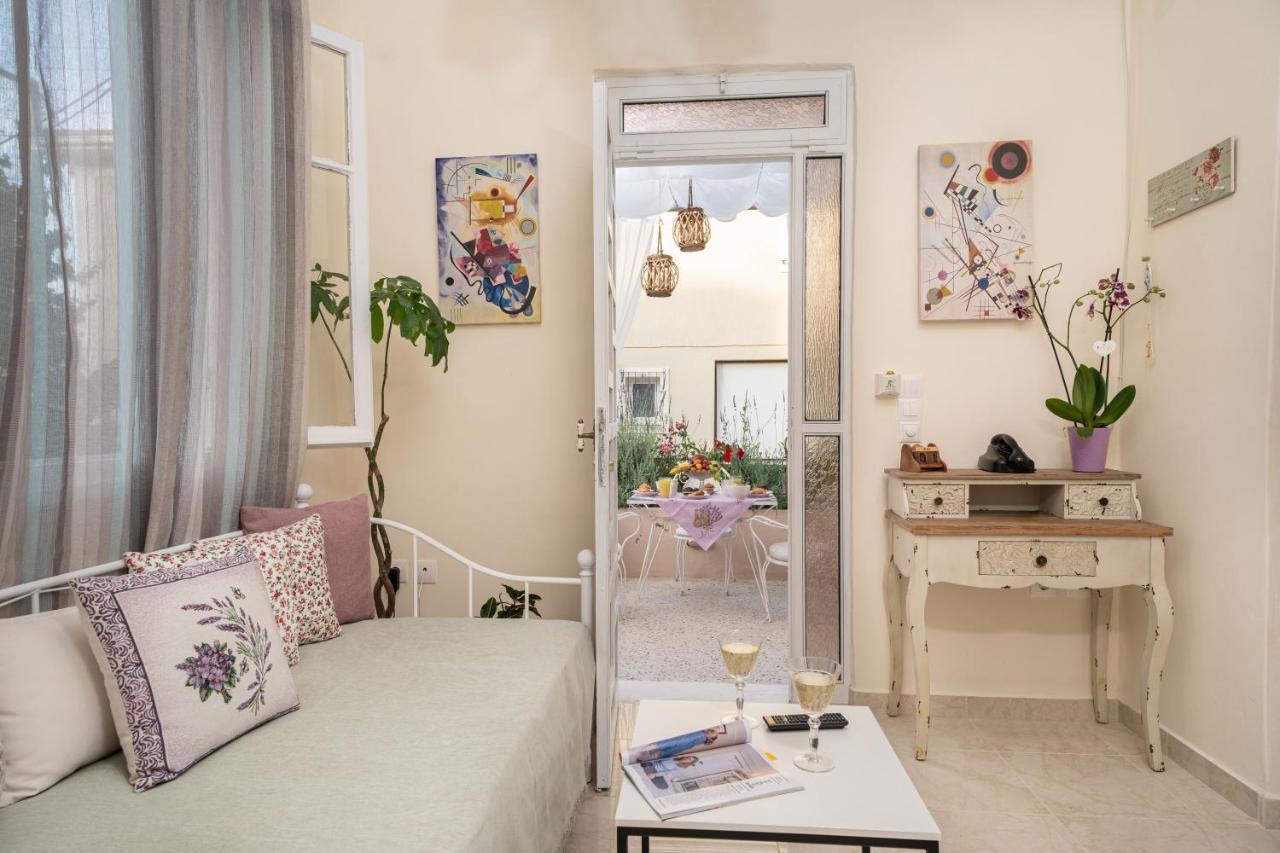 Flowers In The City - Elegant Home In Argostoli Экстерьер фото